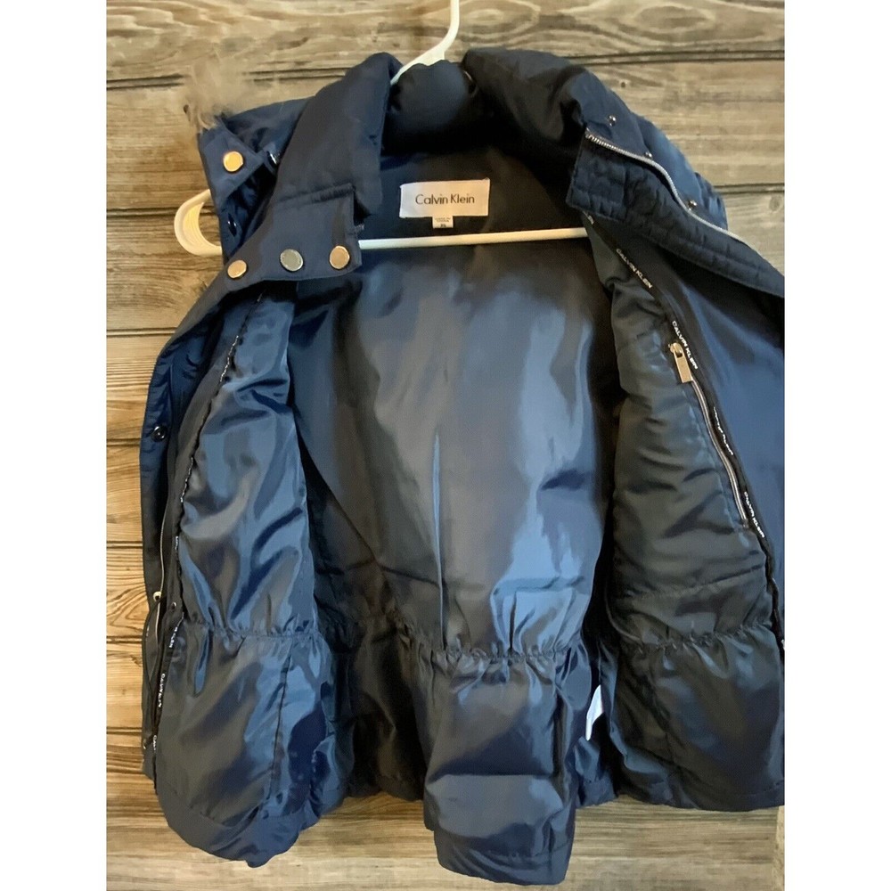 Calvin Klein Puffer Vest With Fur Trimmed Detachable Hood, Women’s XS - Picture 8 of 8